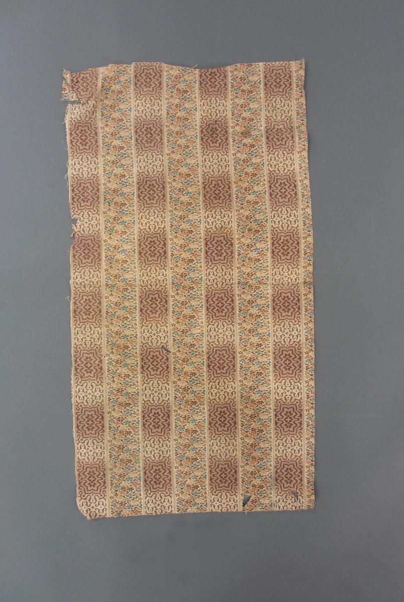 1975.0214.016 textile, printed, obverse