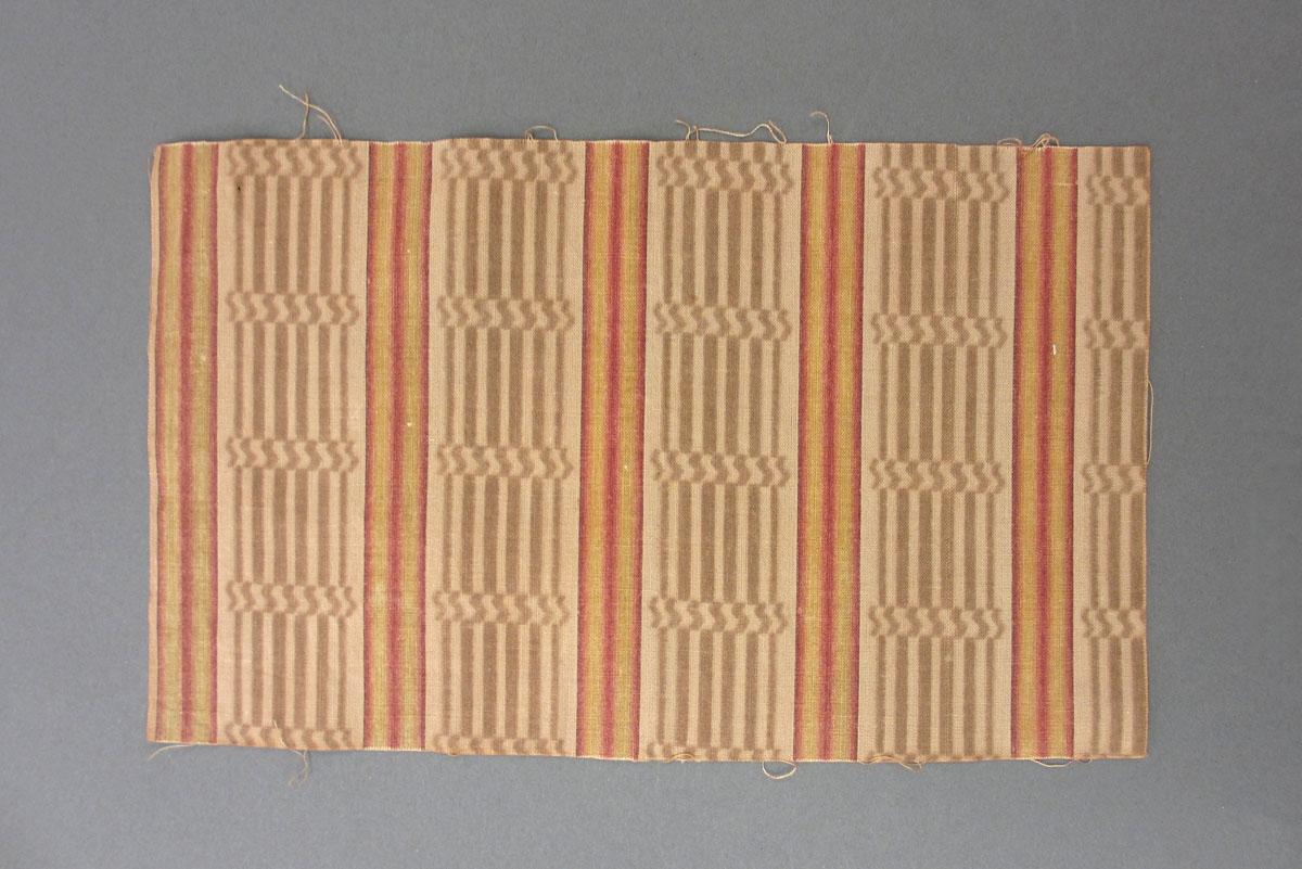 1975.0214.019 textile, printed, obverse