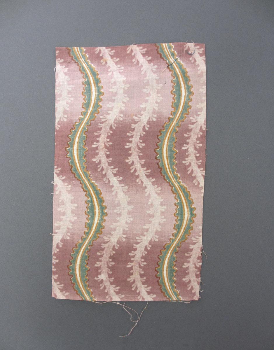 1975.0214.020 textile, printed, reverse