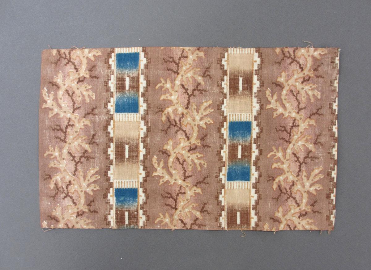 1975.0214.023 textile, printed, reverse