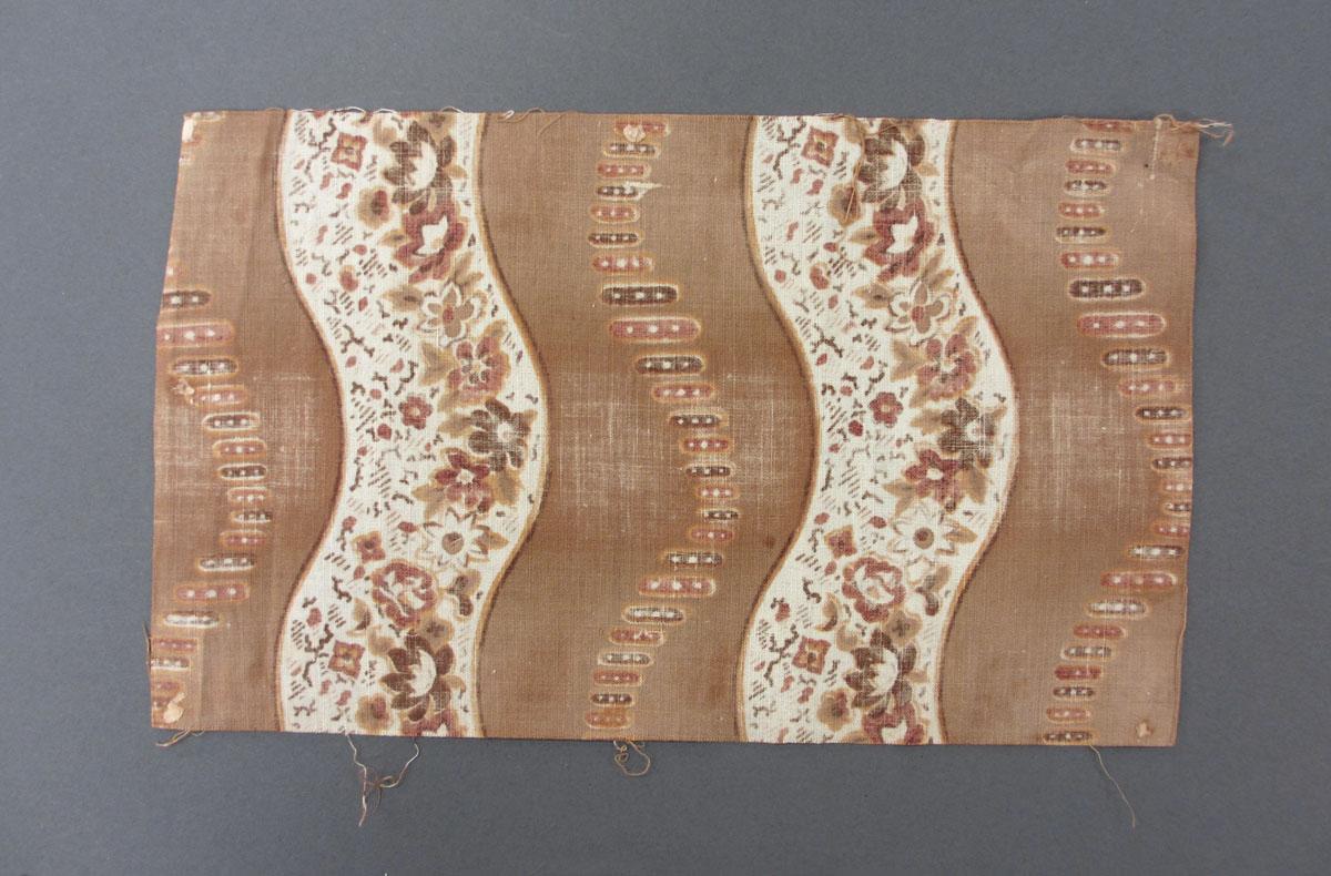 1975.0214.024 textile, printed, reverse