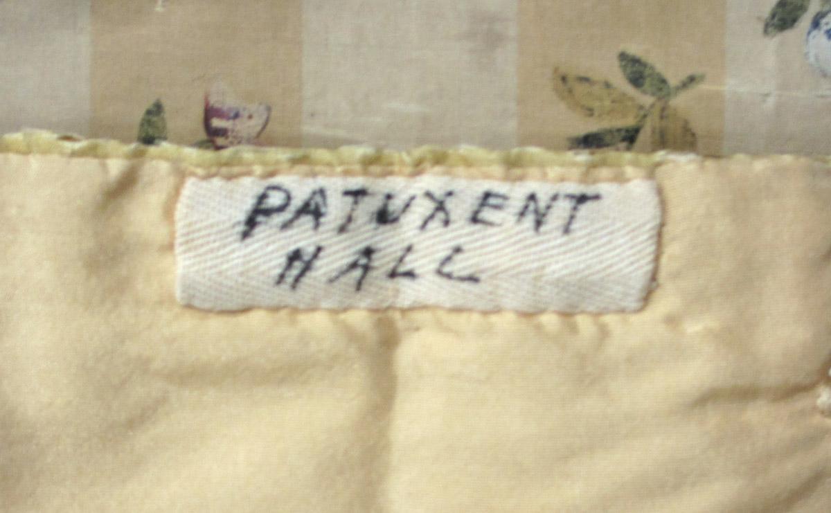 1957.1300 A Window hanging label 1