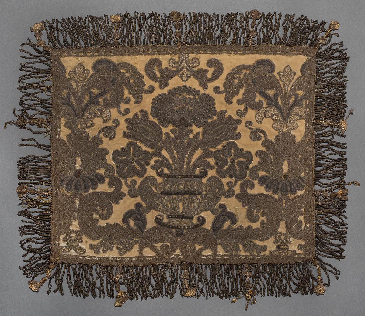 1975.0233 Pillow