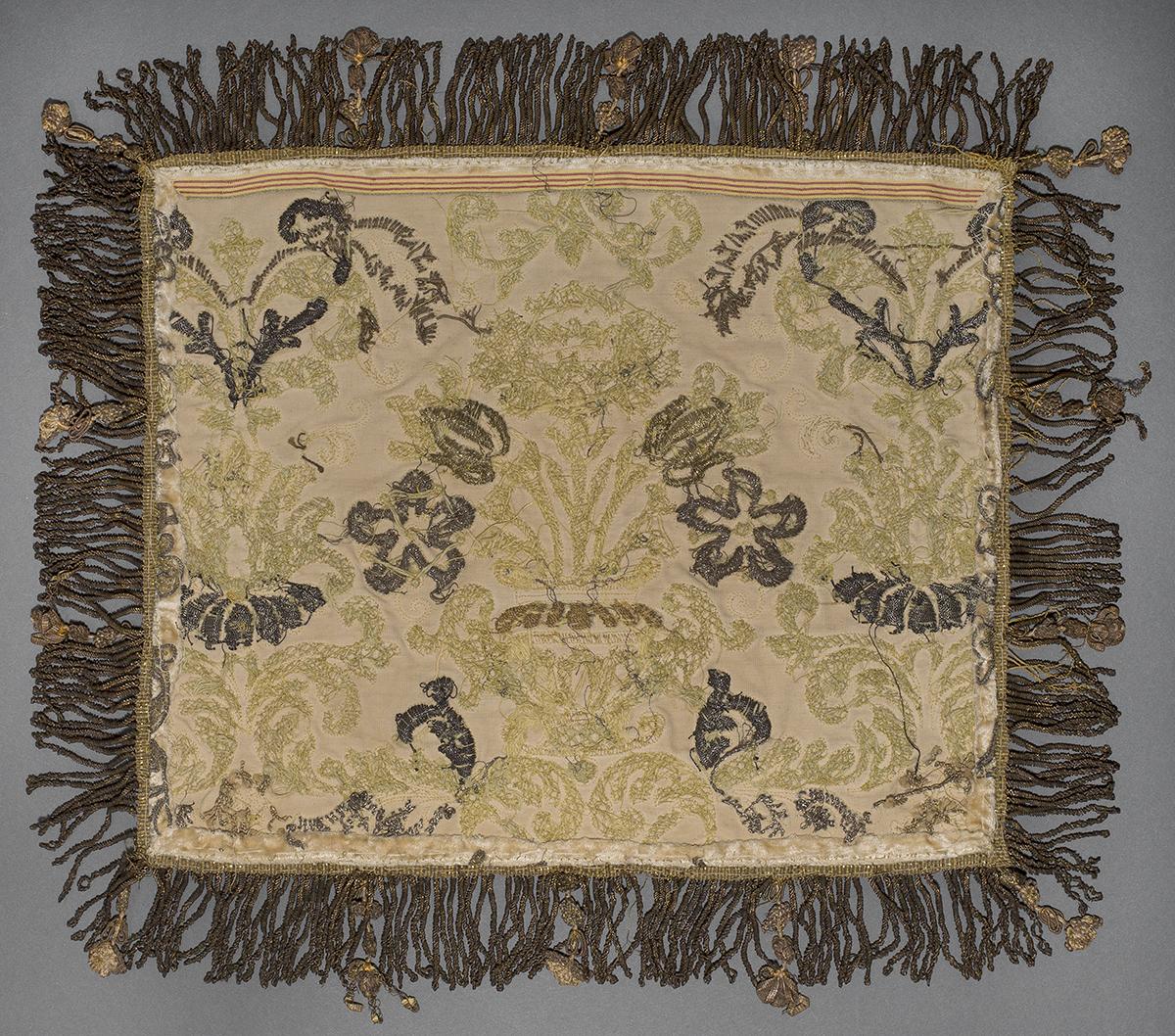 1975.0233 Pillow, Verso