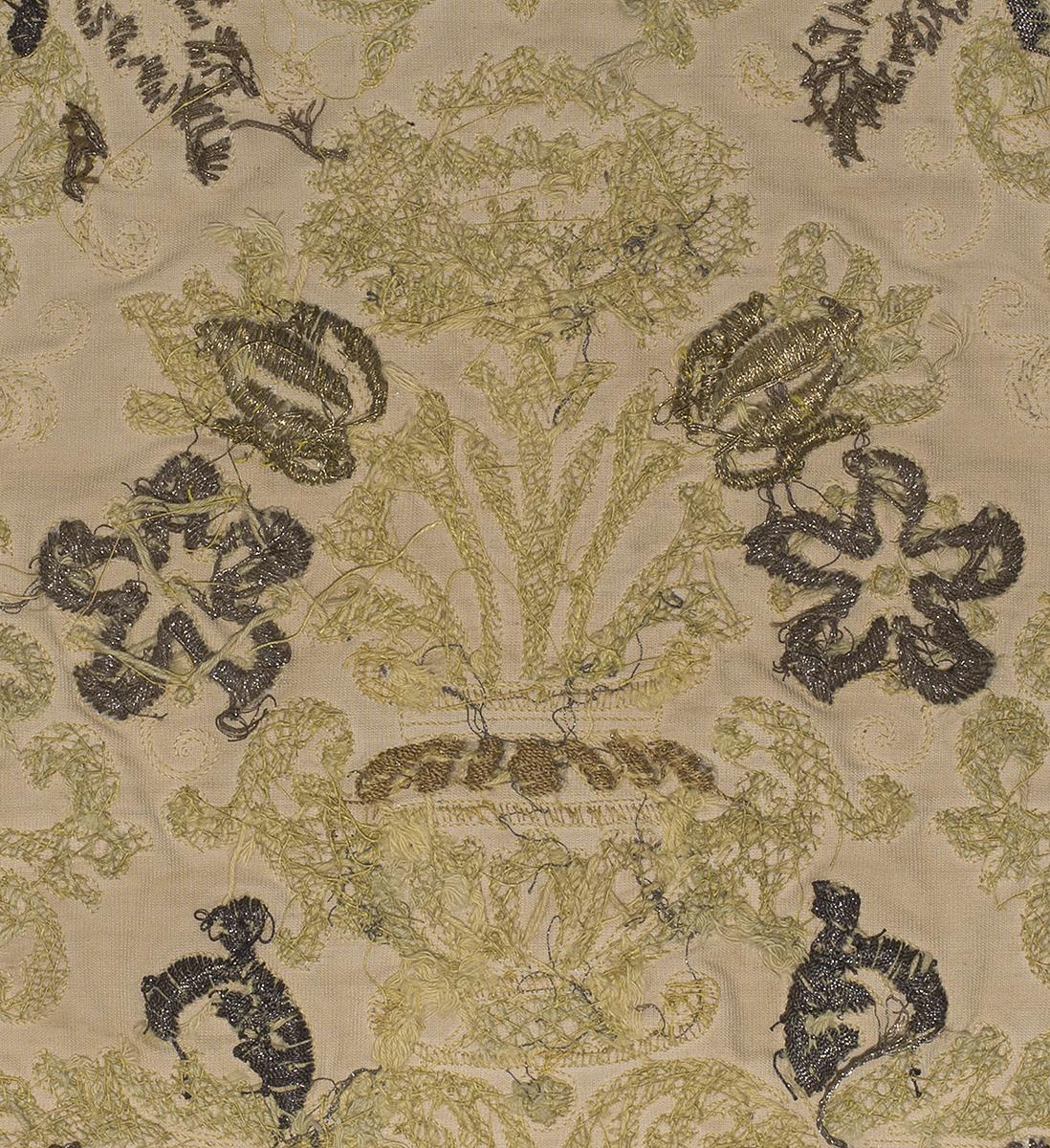 1975.0233 Pillow, Verso Detail 2