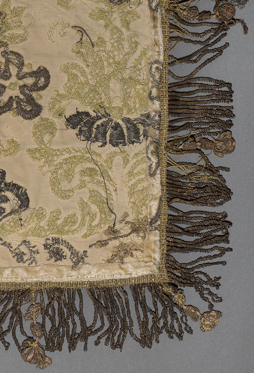 1975.0233 Pillow, Verso Detail 8