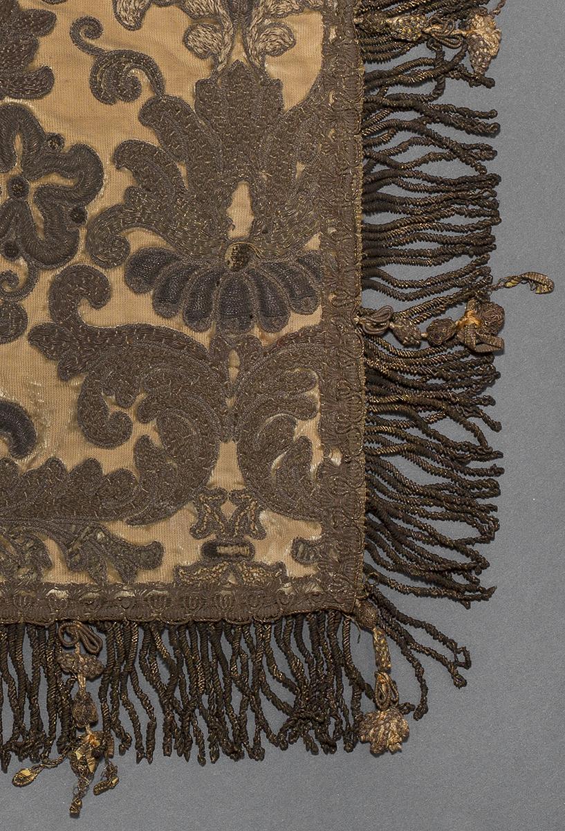 1975.0233 Pillow, Detail 6