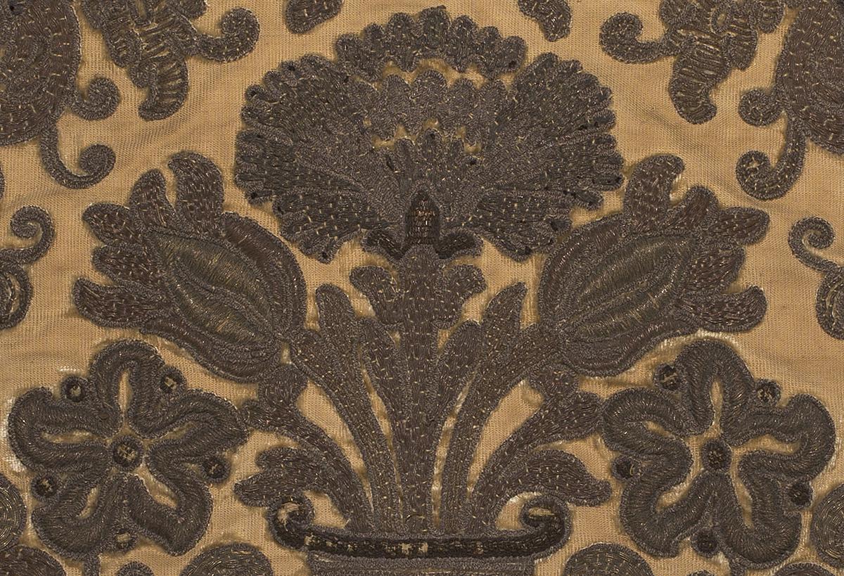1975.0233 Pillow, Detail 9