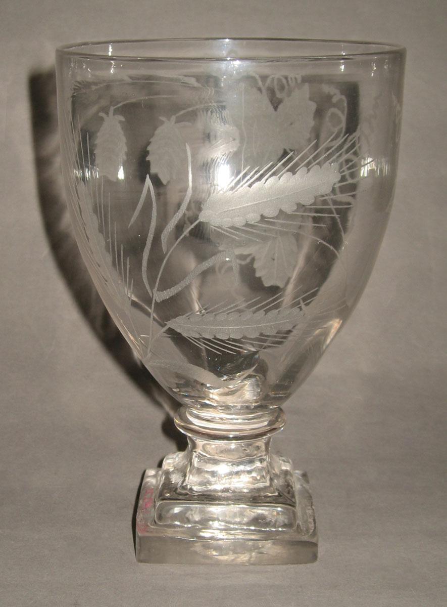 1975.0234.001 Colorless glass rummer