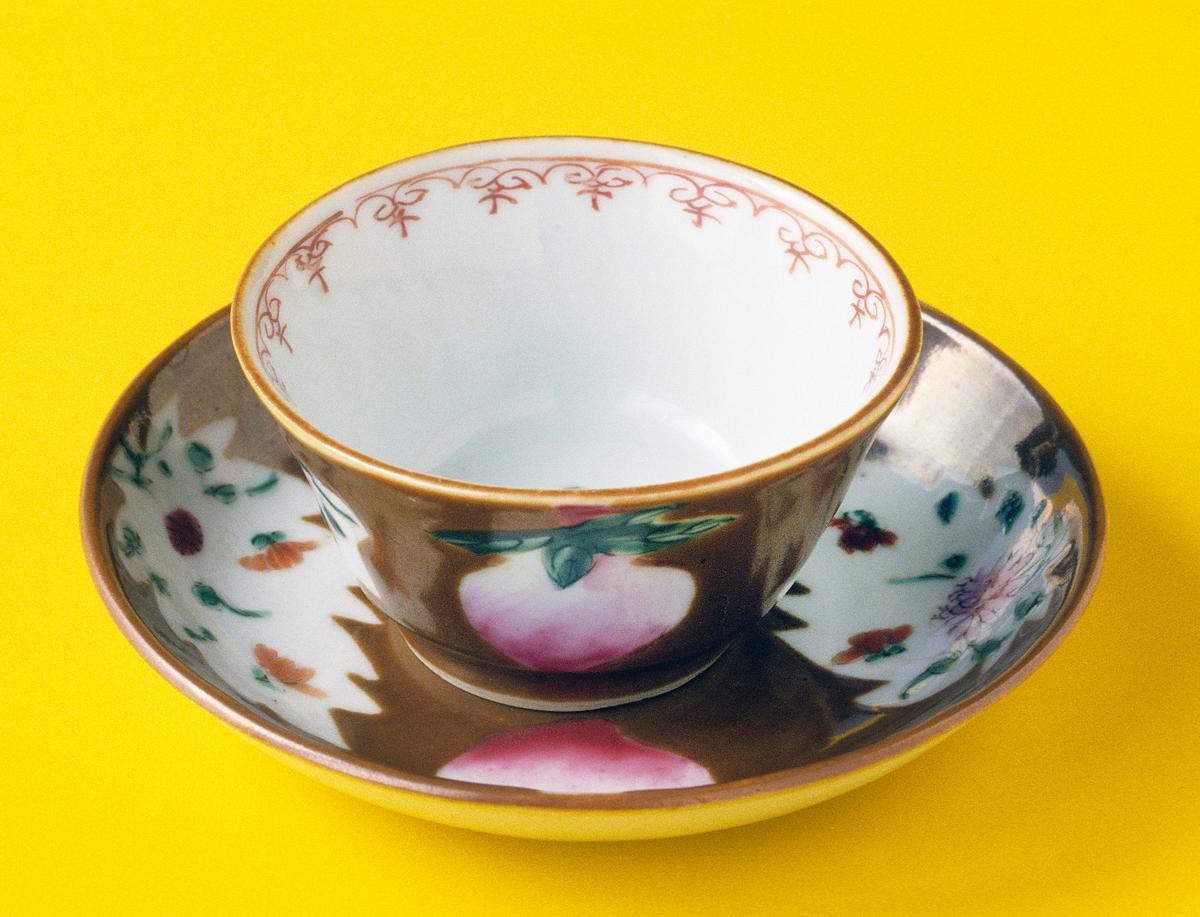 1975.0266 A, B Cup and Saucer 2