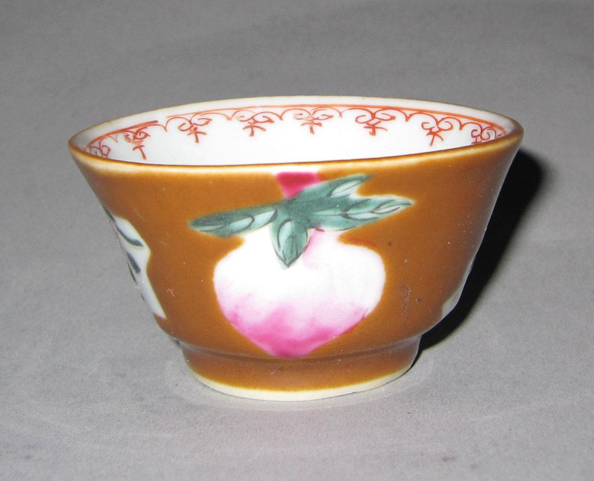 1975.0266 A Porcelain cup