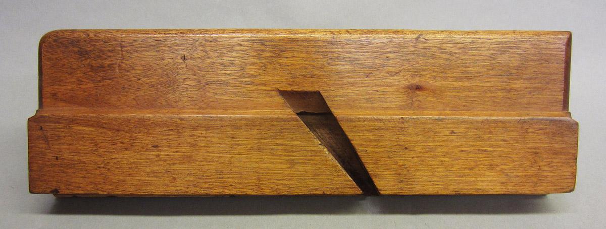 1975.0267.003 Molding plane, stock side 1