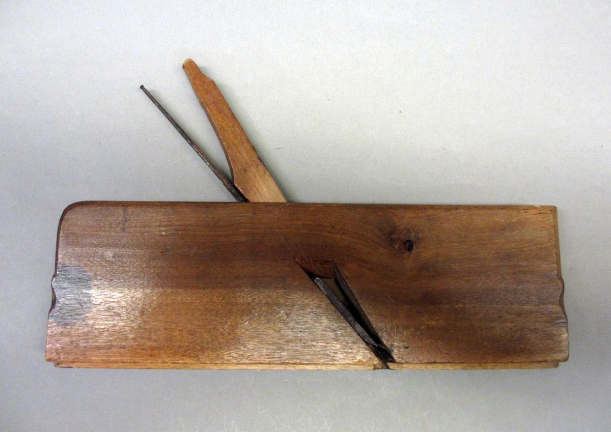 1975.267.004 Rabbet plane, View full