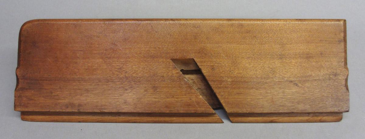 1975.0267.005 Molding plane, stock side 1