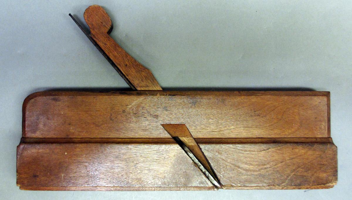 1979.267.009 Molding plane, full1
