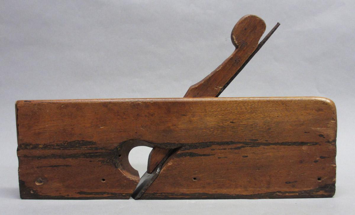 1975.0267.010 Skew rabbet plane, overall side 1