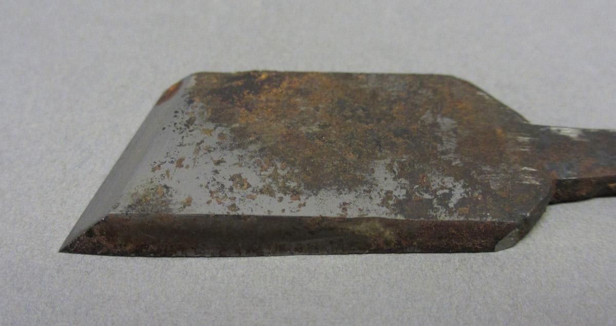 1975.0267.010 Skew rabbet plane, blade edge