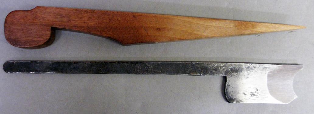 1975.0267.012 Molding plane, Wedge iron 1