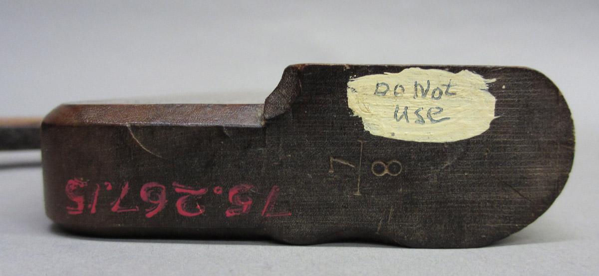 1975.267.15 Molding plane, mark2