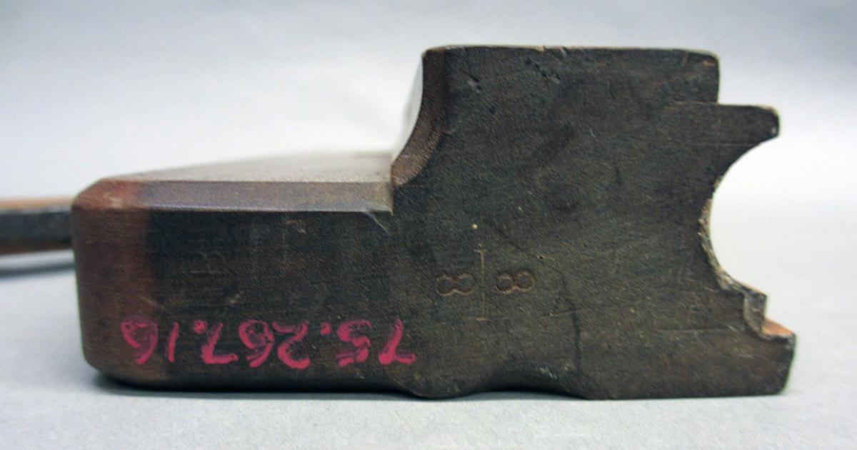 1975.267.016 Molding plane, mark1