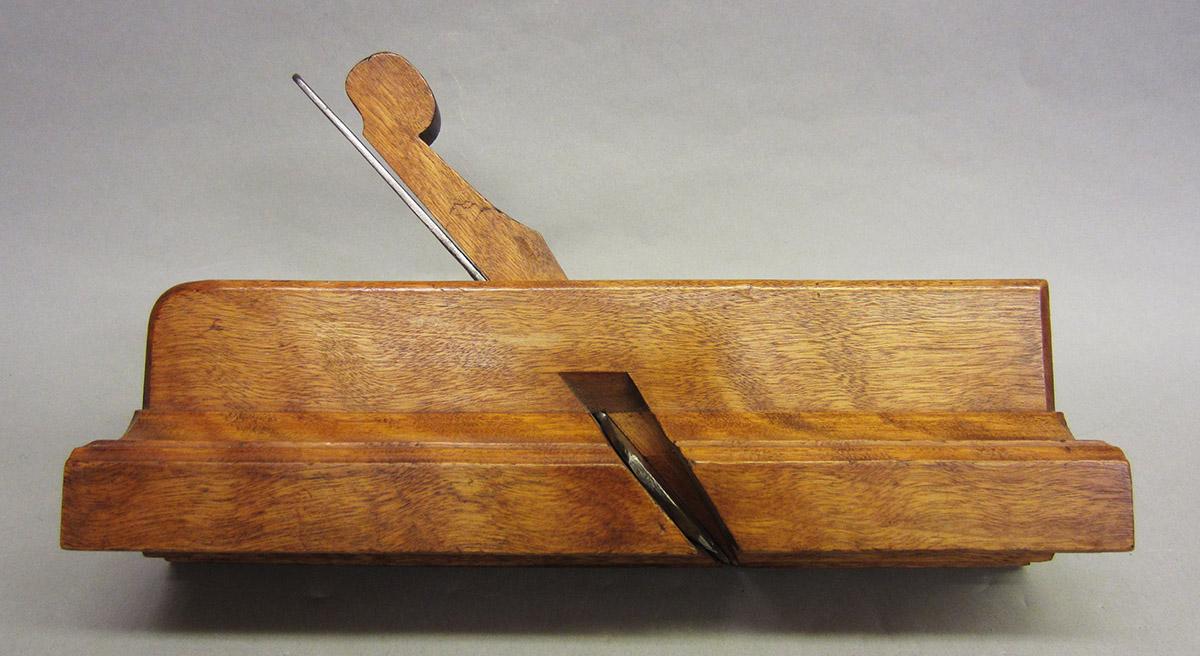 1975.0267.017 Molding plane, overall side 1