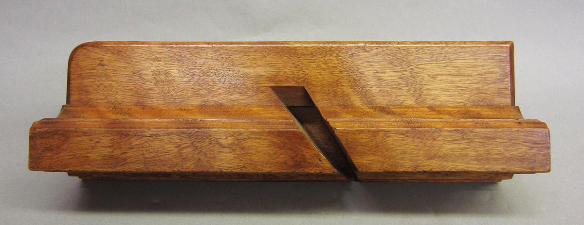 1975.0267.017 Molding plane, stock side 1