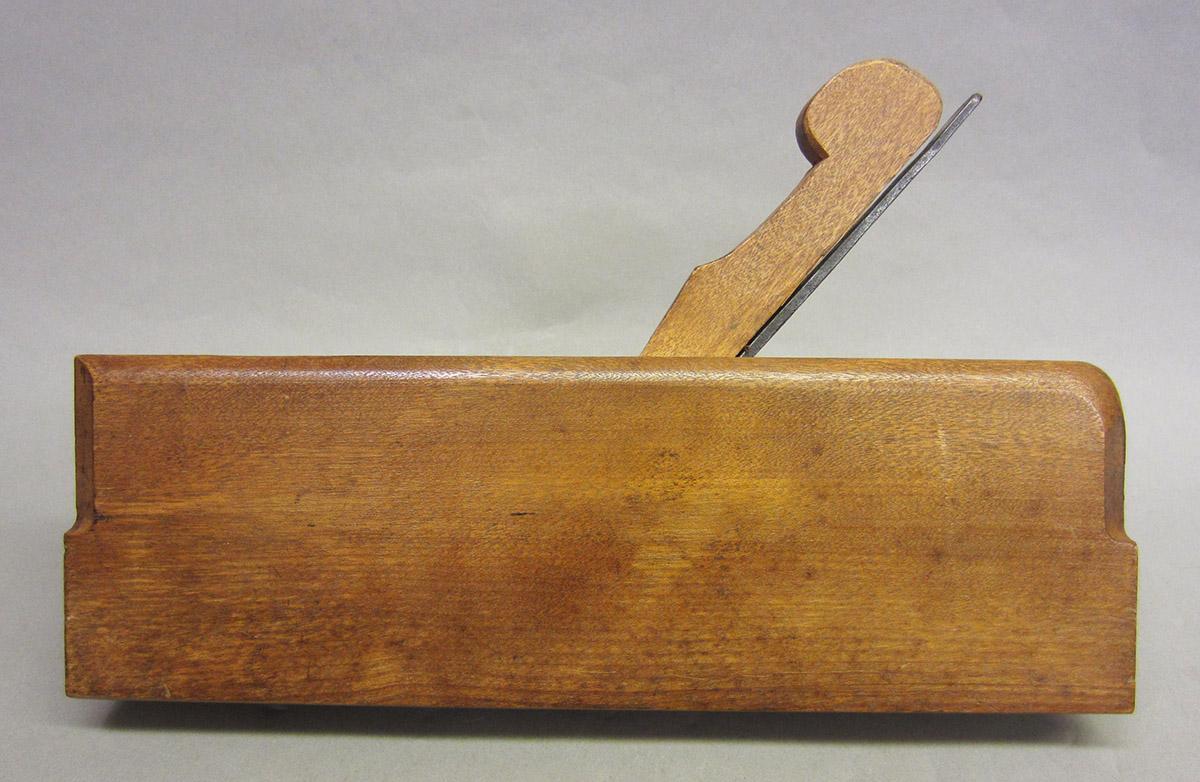 1975.0267.023 Molding plane, overall side 2