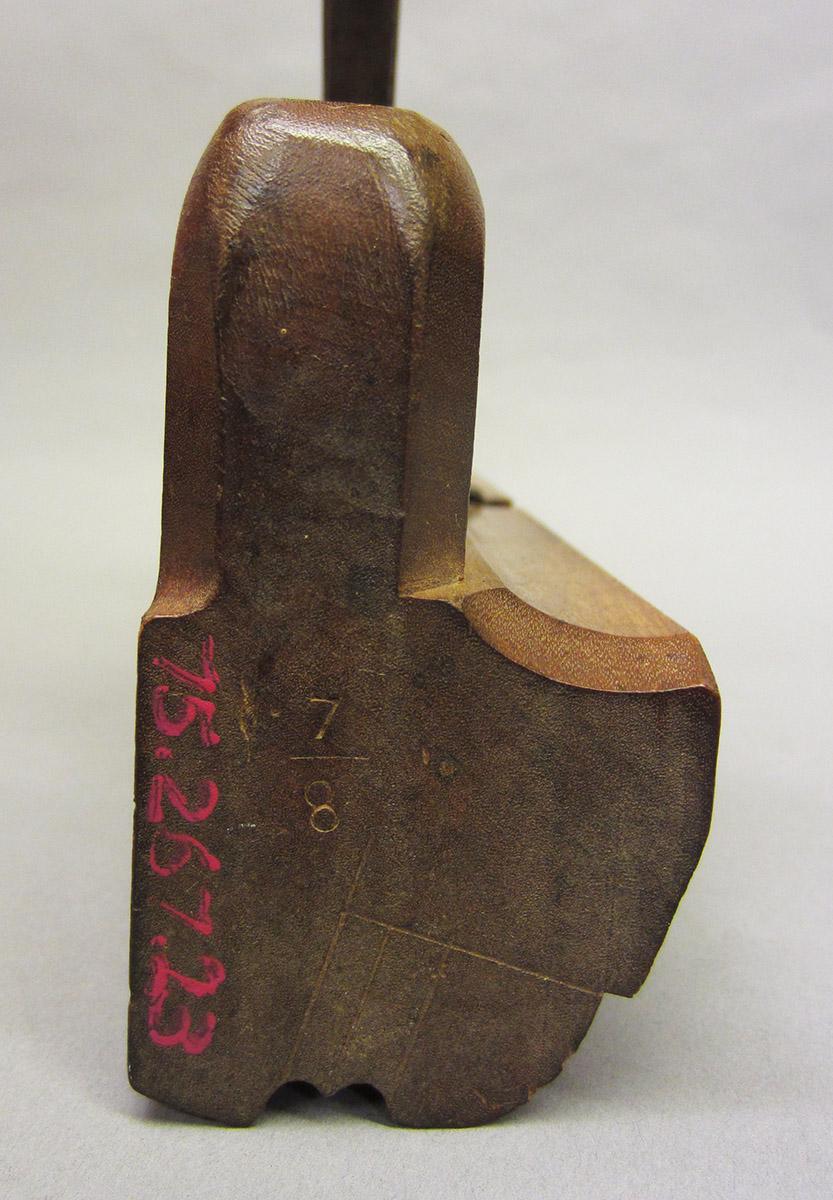 1975.0267.023 Molding plane, heel