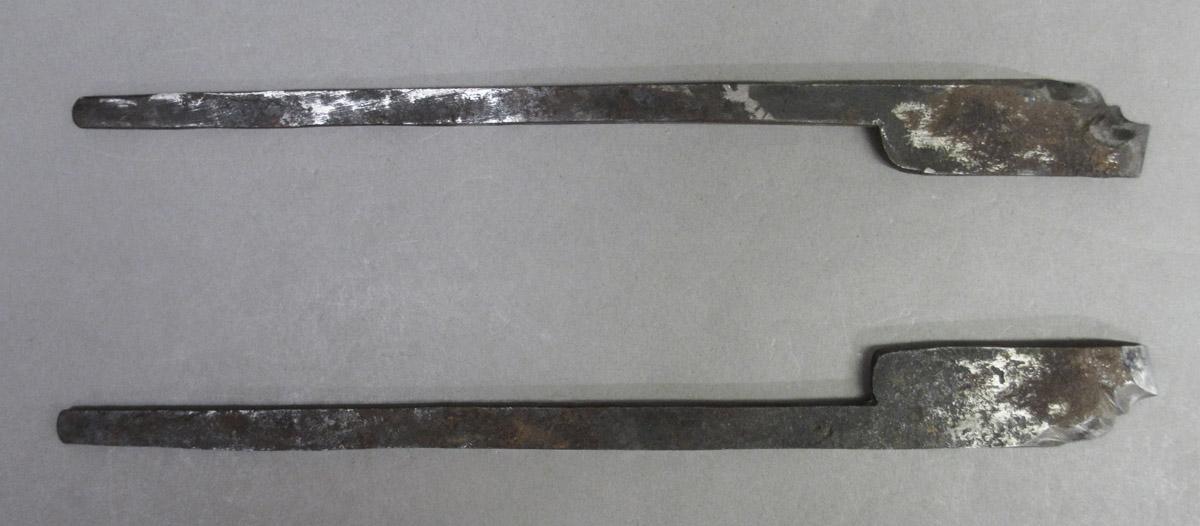 1975.0267.024 Sash plane, blades side 1