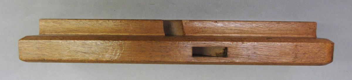 1975.0267.028 Molding plane, top