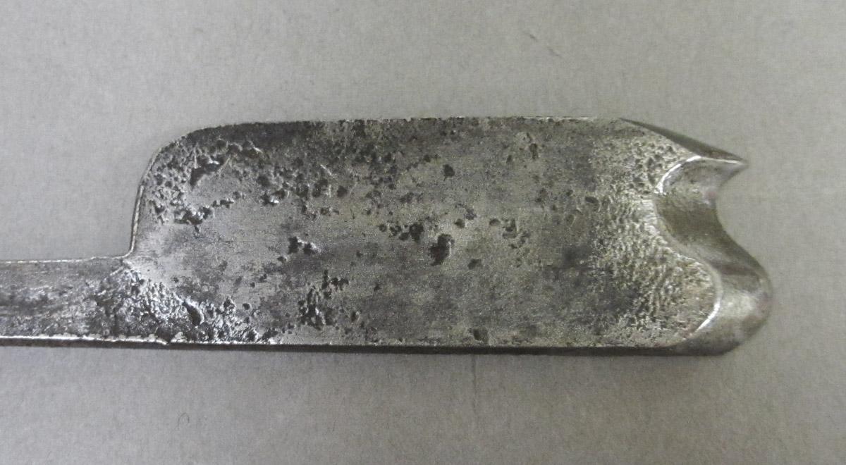 1975.0267.029 Molding plane, blade edge