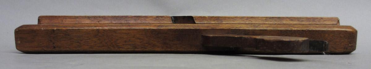 1975.0267.030 Hollow plane, top