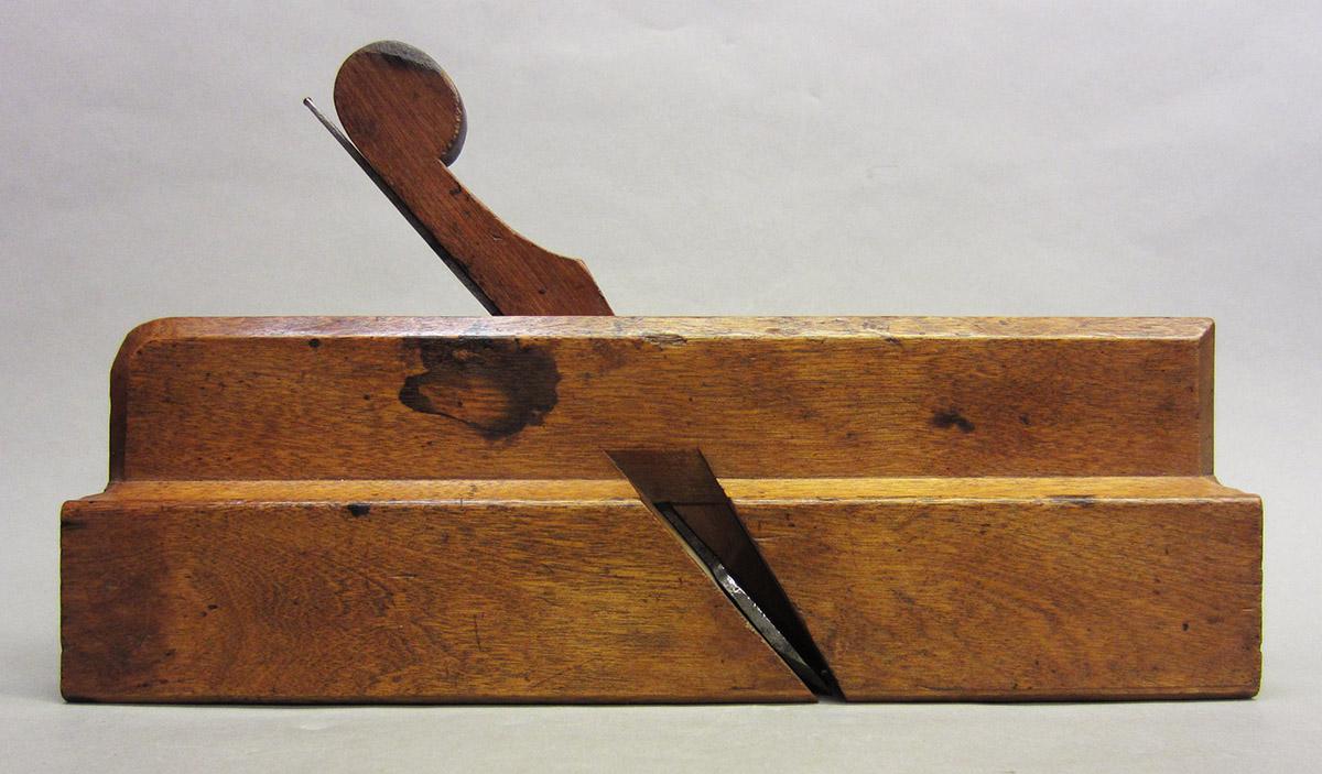 1975.0267.032 Molding plane, overall side 1