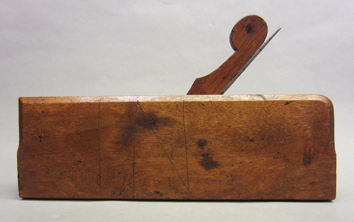 1975.0267.032 Molding plane, overall side 2