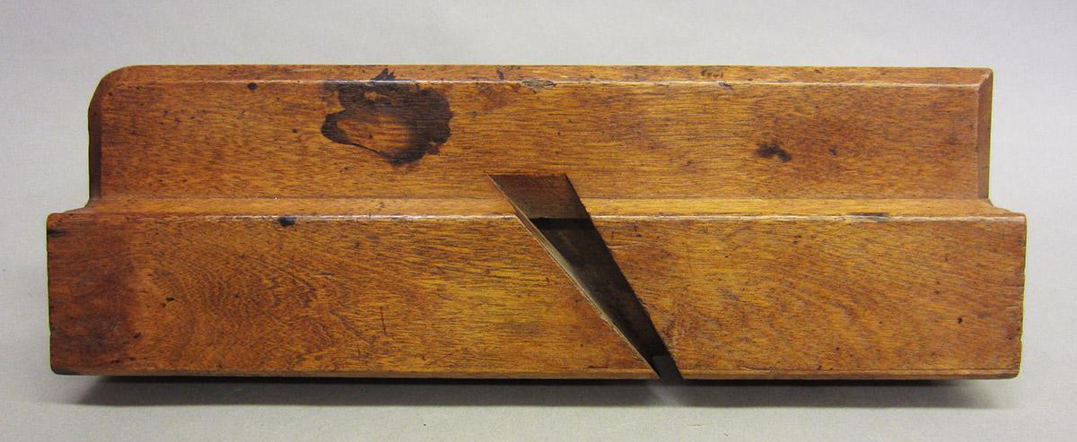 1975.0267.032 Molding plane, stock side 1