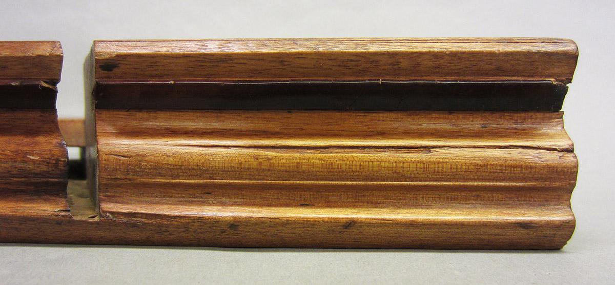 1975.0267.032 Molding plane, sole detail