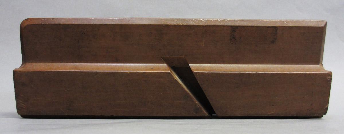 1975.0267.033 Molding plane, stock side 1