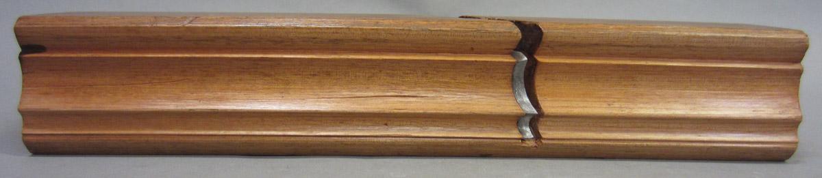 1975.0267.034 Molding plane, underside