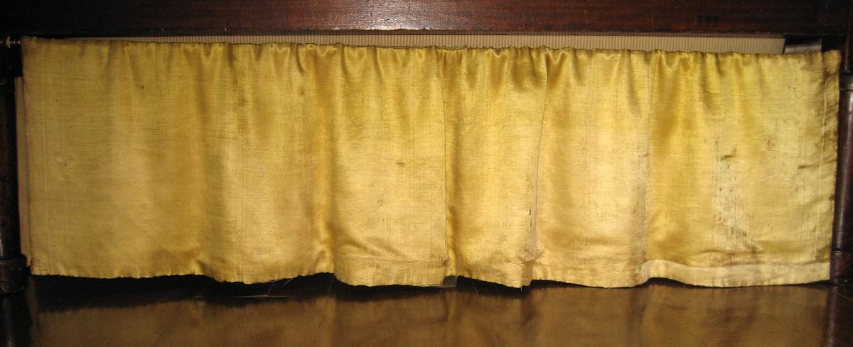 1957.1306.006 side base valance