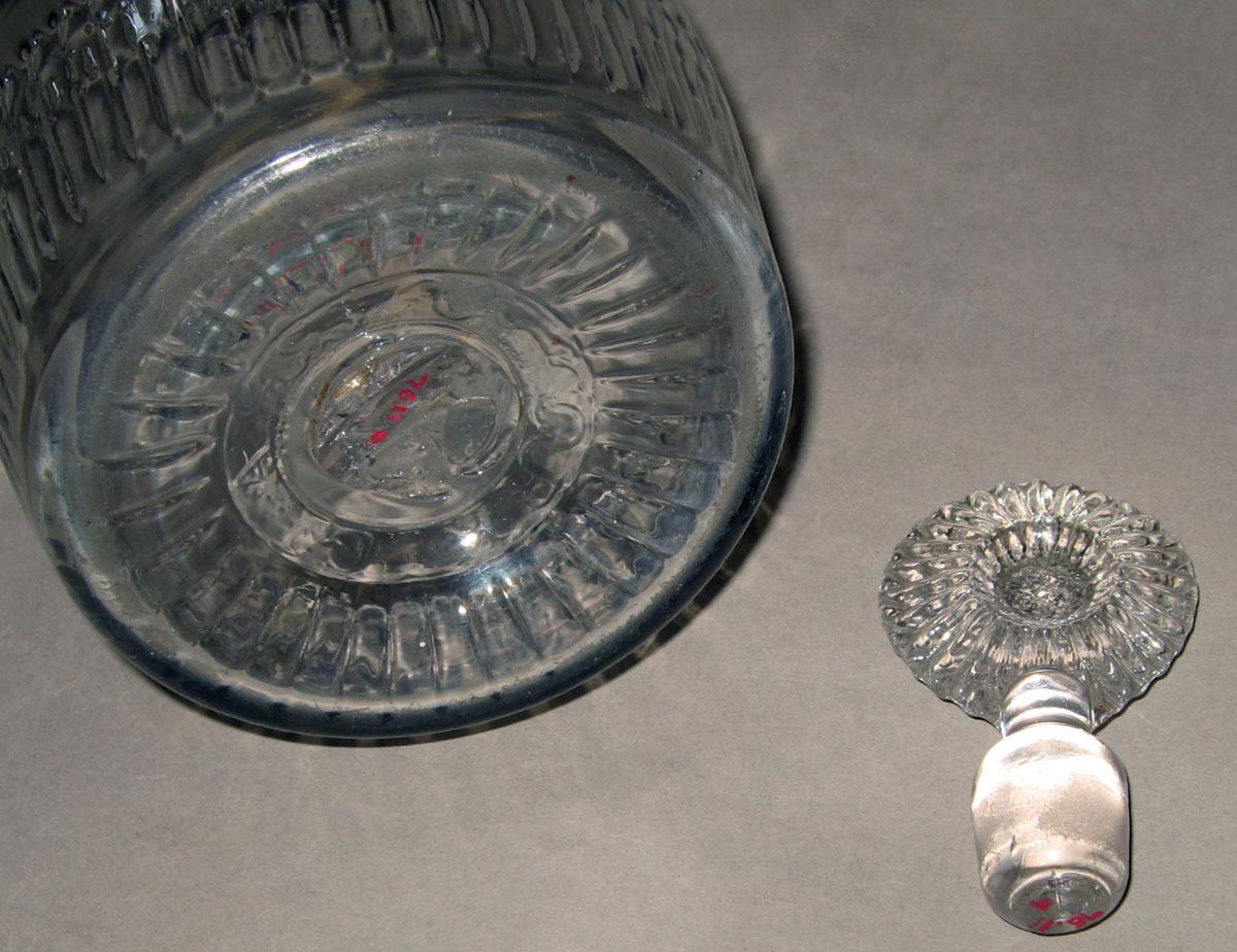 1976.0011 A, B Glass decanter (detail)