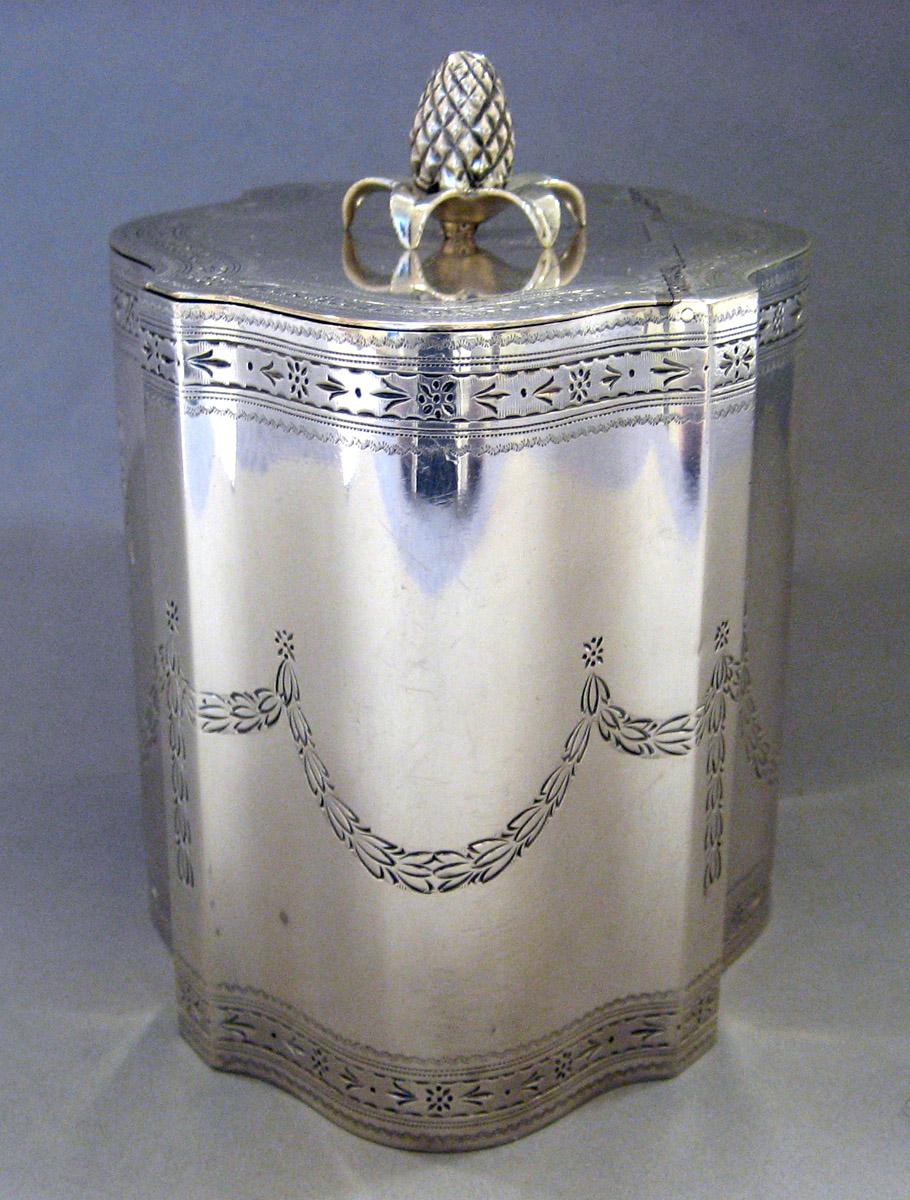 1976.0023 Silver Tea Cannister side