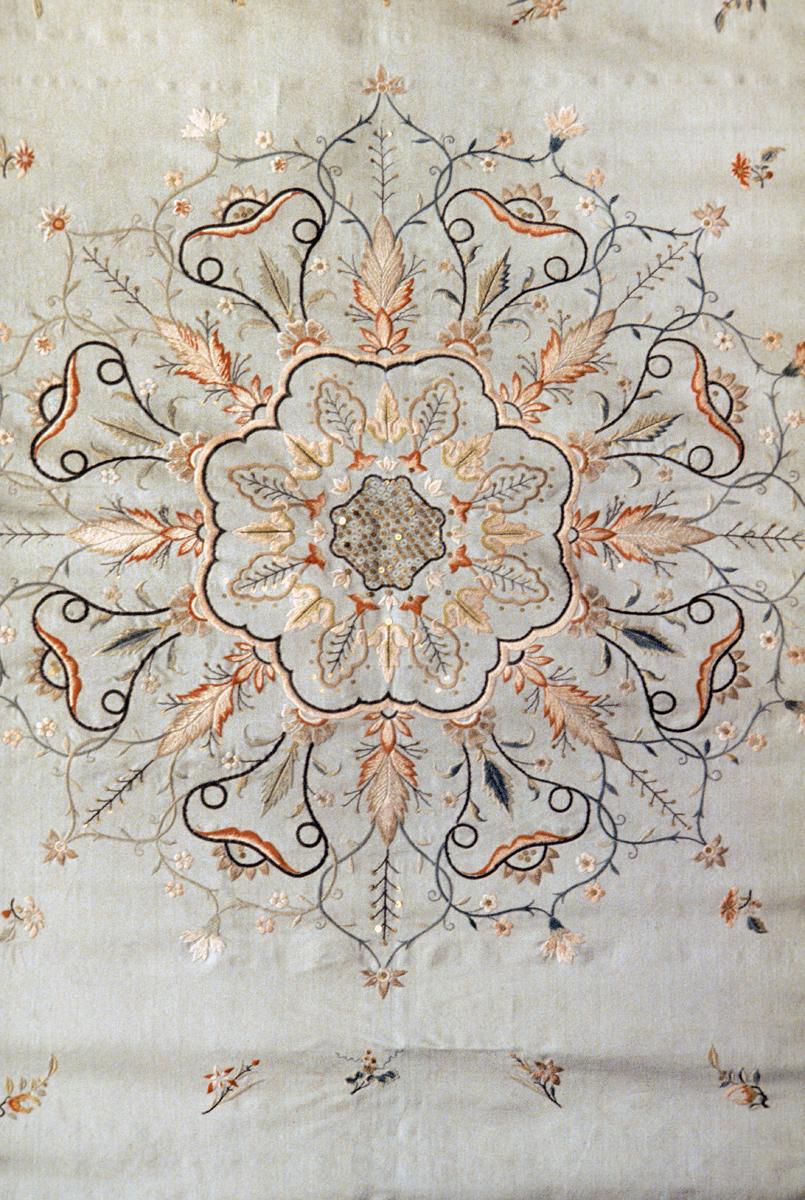 1957.1308 Bedcover, Detail 2