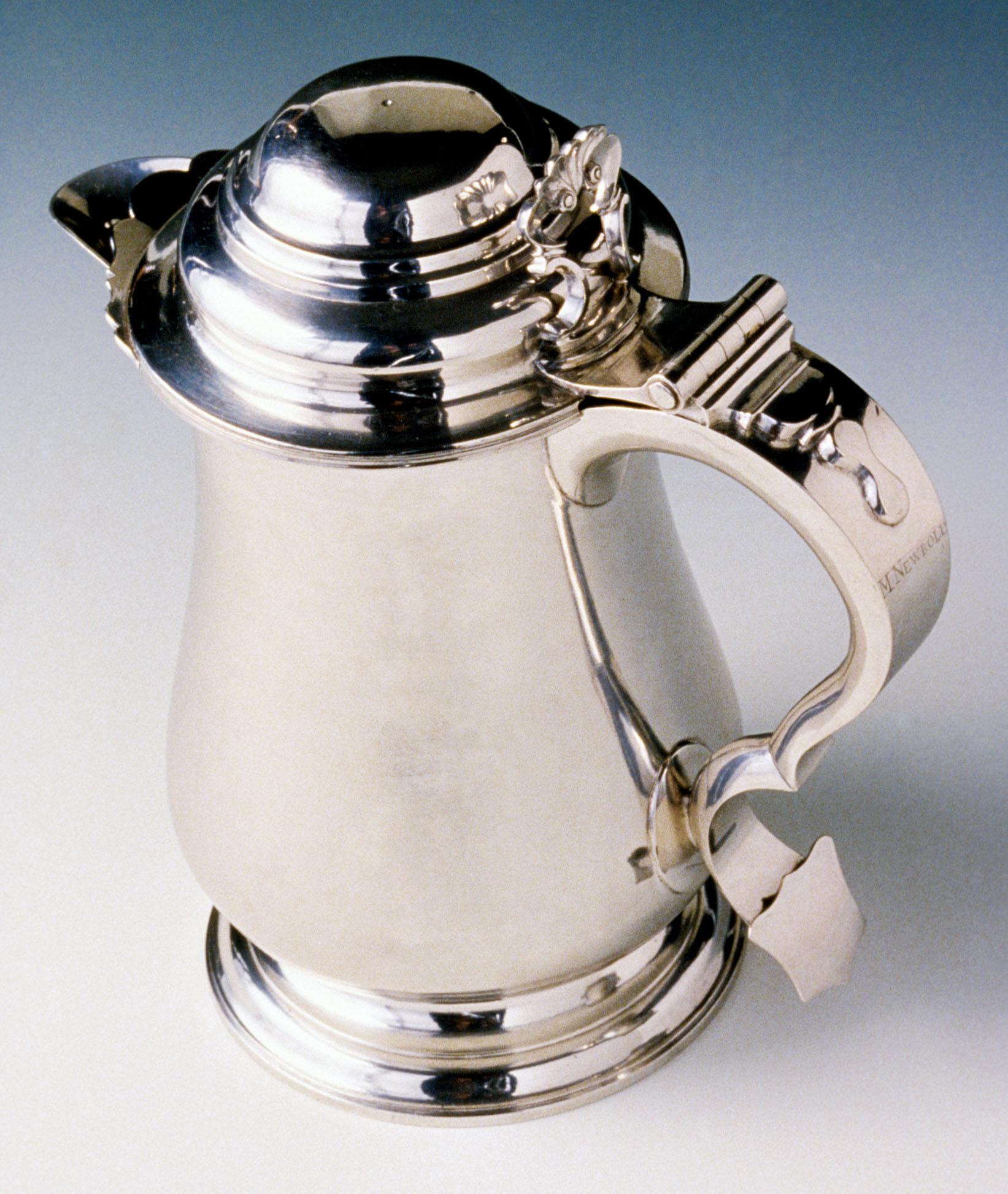 1976.0071 Tankard, view 2