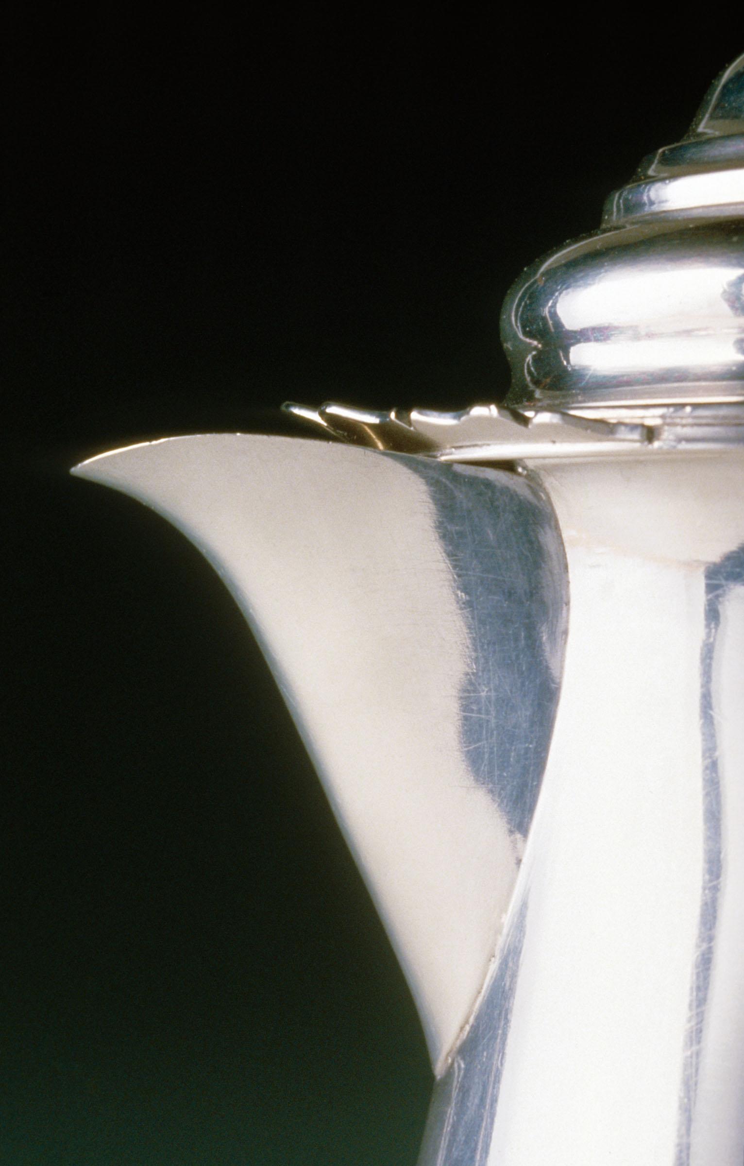 1976.0071 Tankard, detail 1