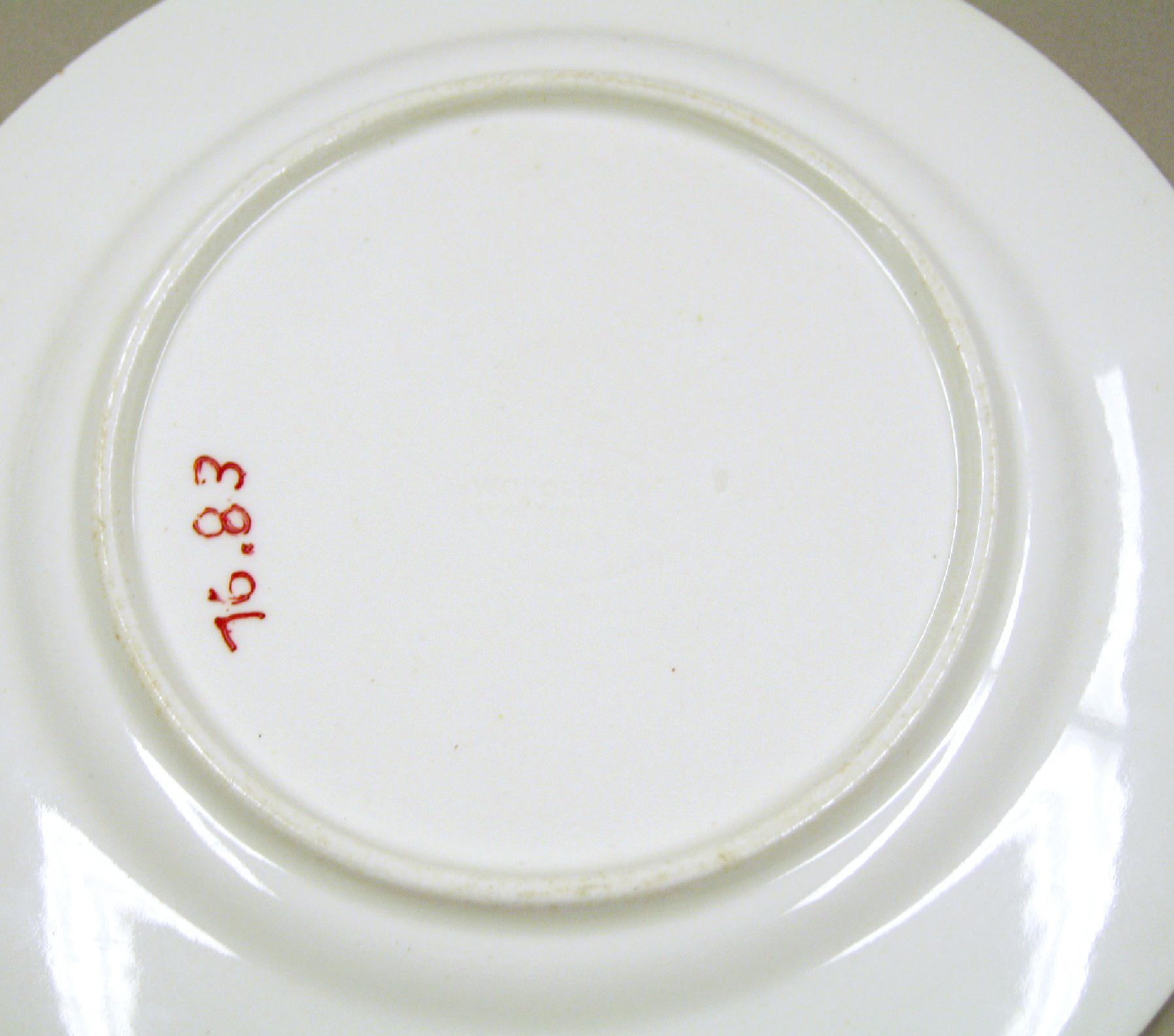 1976.0083 Worcester Royal Porcelain plate (underside)