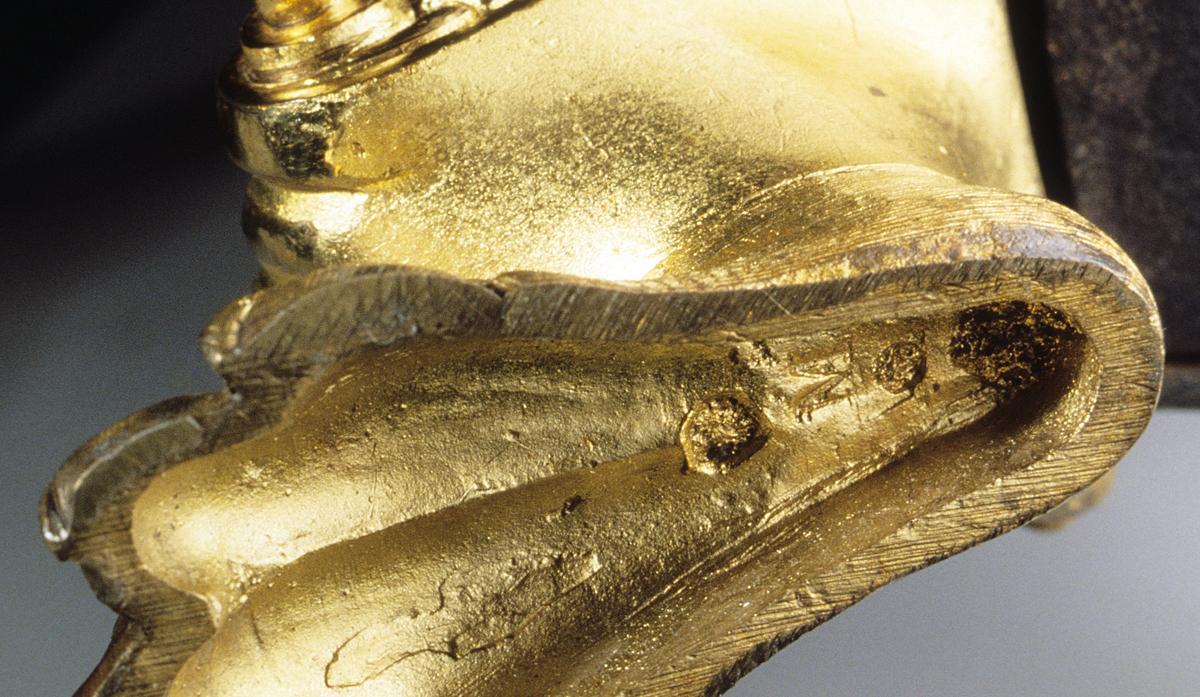 1976.0195.001,.002 Argand Lamp, Detail