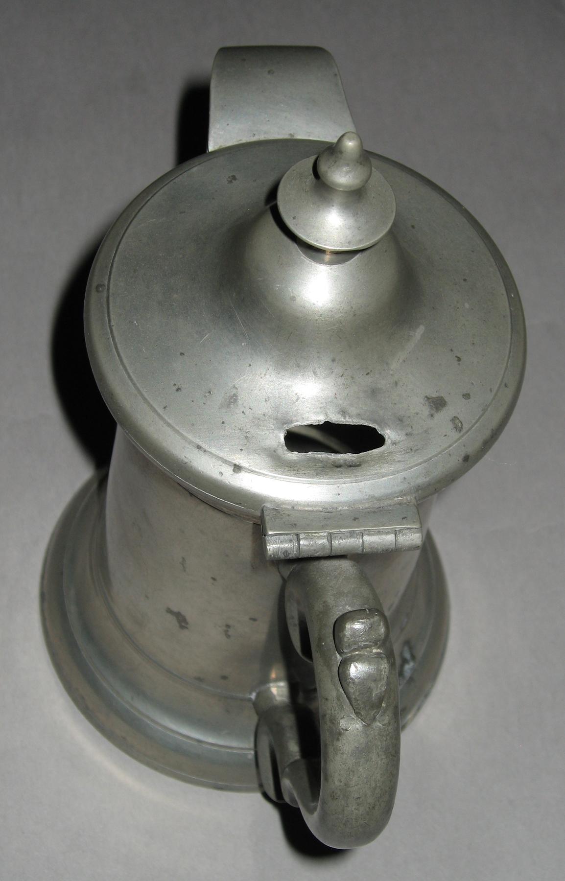 1976.0197 Pewter syrup pitcher (top view)