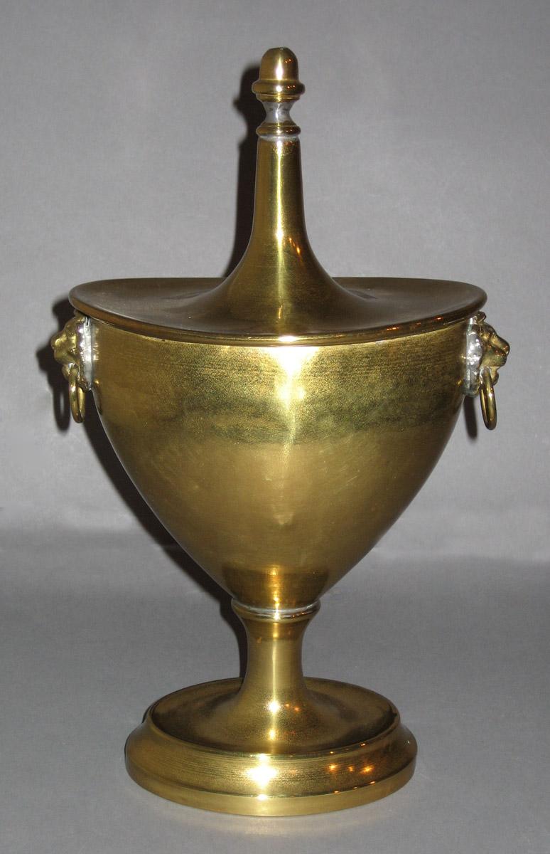 1976.0199 A, B Urn