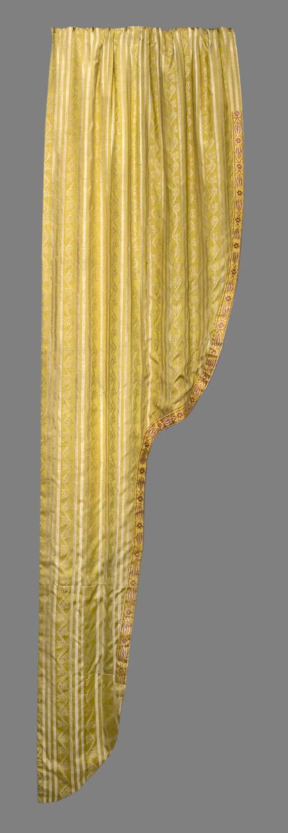 1957.1313.002 Bed Hanging, Side Curtain