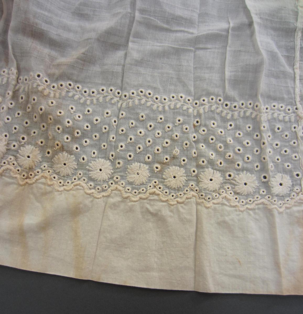 1976.0258 Petticoat, Detail 3